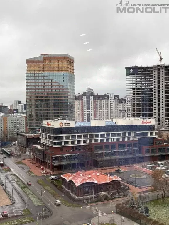 Офис в Свердловская область, Екатеринбург ул. Маршала Жукова, 16 (107 ... - Фото 1