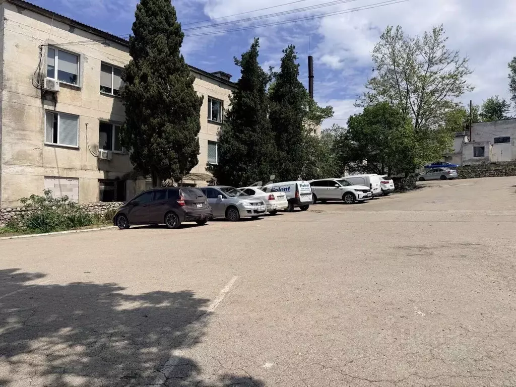Помещение свободного назначения в Севастополь ул. Шабалина, 27 (26 м) - Фото 1