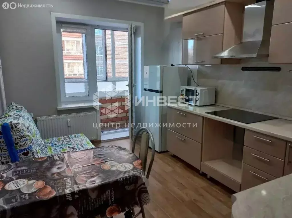 1-комнатная квартира: Набережные Челны, улица Академика Королёва, 37Б ... - Фото 2