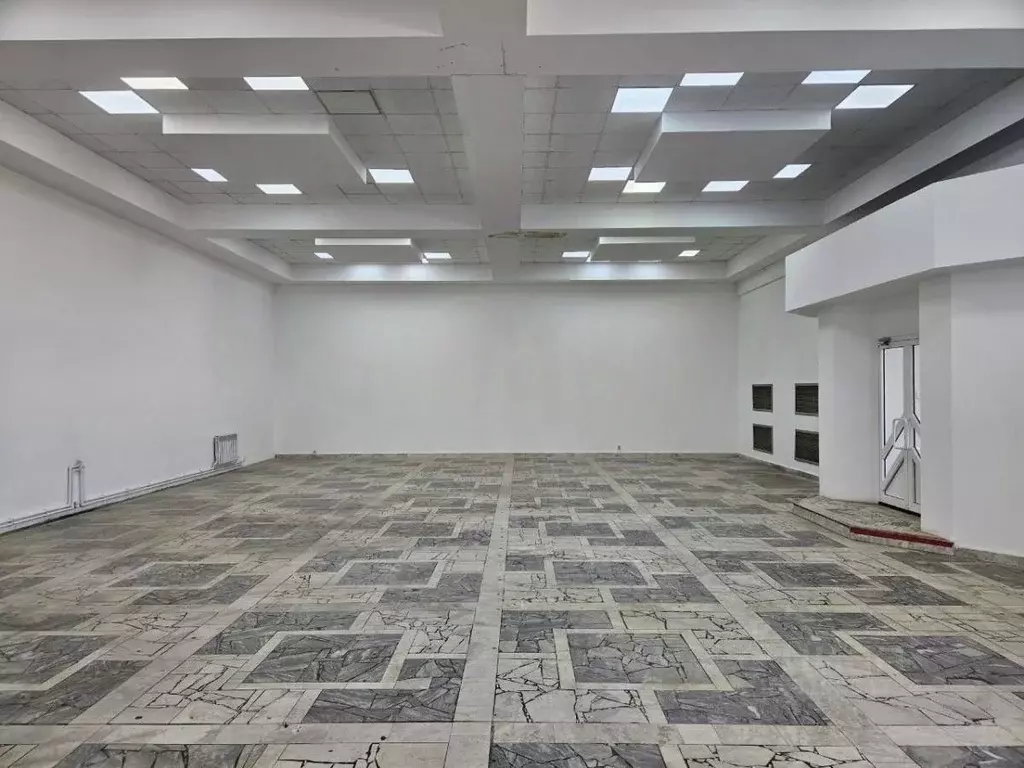 Торговая площадь в Татарстан, Набережные Челны Казанский просп., 164 ... - Фото 1