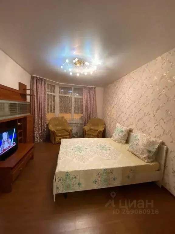 1-к кв. Московская область, Серпухов Подольская ул., 100 (45.0 м) - Фото 0
