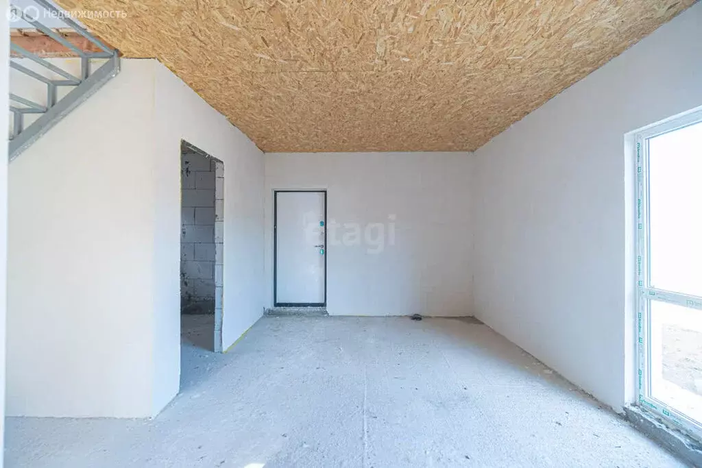 Дом в Севастополь, улица Генерала Мельника (80 м) - Фото 2