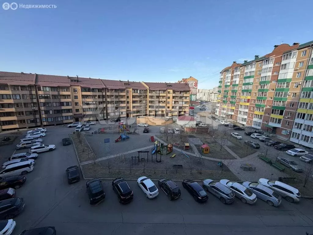 3-комнатная квартира: Абакан, улица Торосова, 7к1 (65 м) - Фото 1