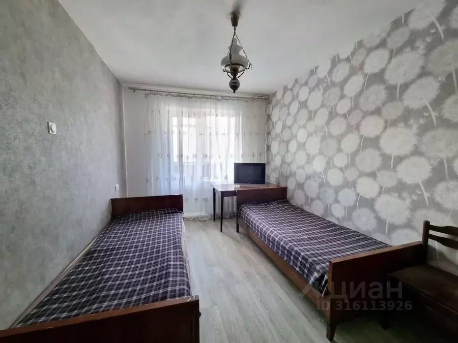 2-к кв. Кемеровская область, Новокузнецк ул. Свердлова, 2 (52.0 м) - Фото 0