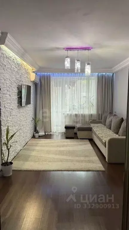 3-к кв. Башкортостан, Стерлитамак Коммунистическая ул., 15 (60.0 м) - Фото 1
