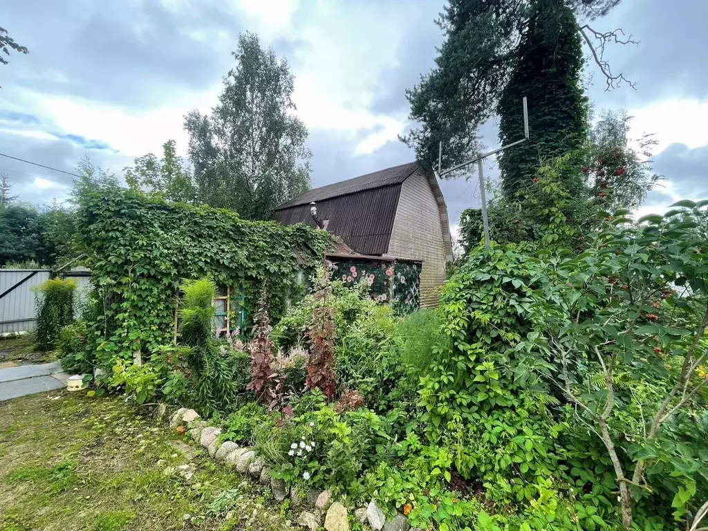 Дом в Ленинградская область, Гатчинский район, Вырица городской ... - Фото 1