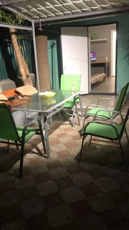 Комната 15 м в 1-к., 1/1 эт. - Фото 0