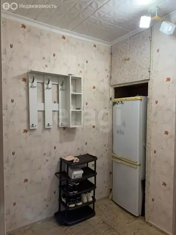 3-комнатная квартира: посёлок городского типа Изоплит, Пионерская ... - Фото 1