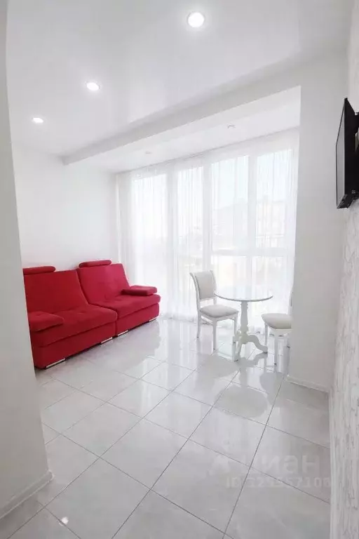 1-к кв. Краснодарский край, Сочи Донская мкр, ул. Гончарова, 10 (30.0 ... - Фото 1