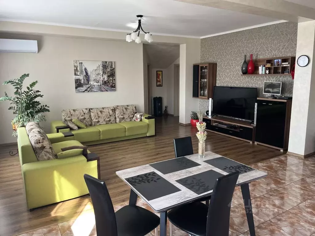 Дом в Калининградская область, Гусевский городской округ, пос. ... - Фото 1