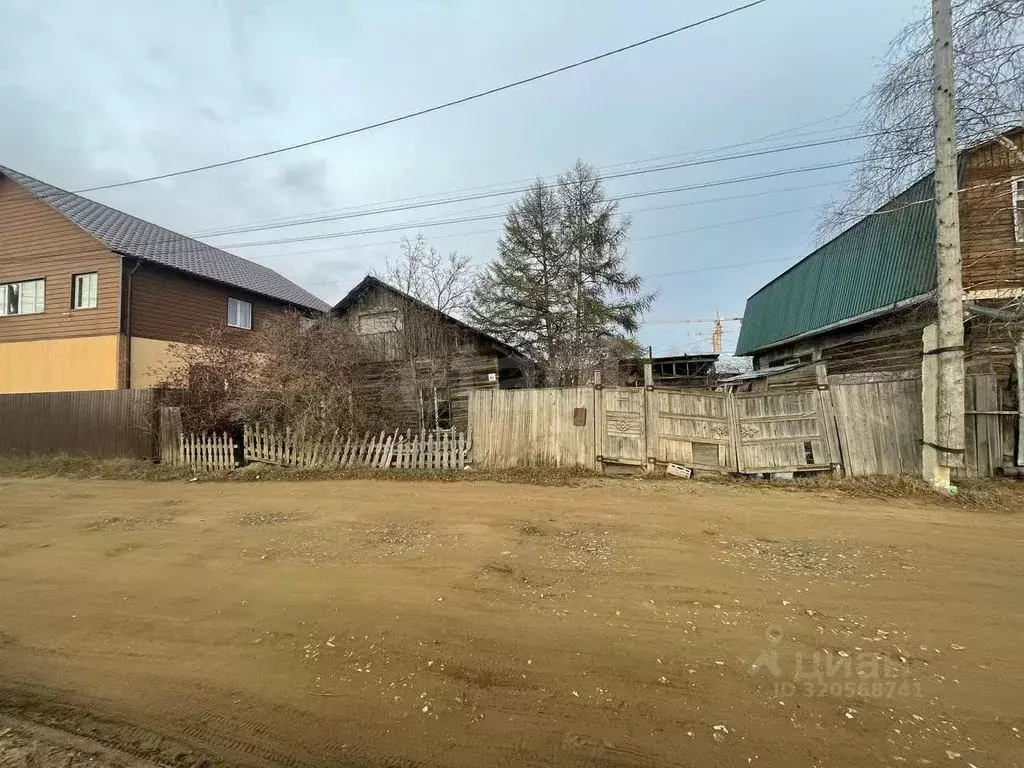 Дом в Саха (Якутия), Якутск Пристанский кв-л, ул. 1-я База, 64 (83 м) - Фото 0
