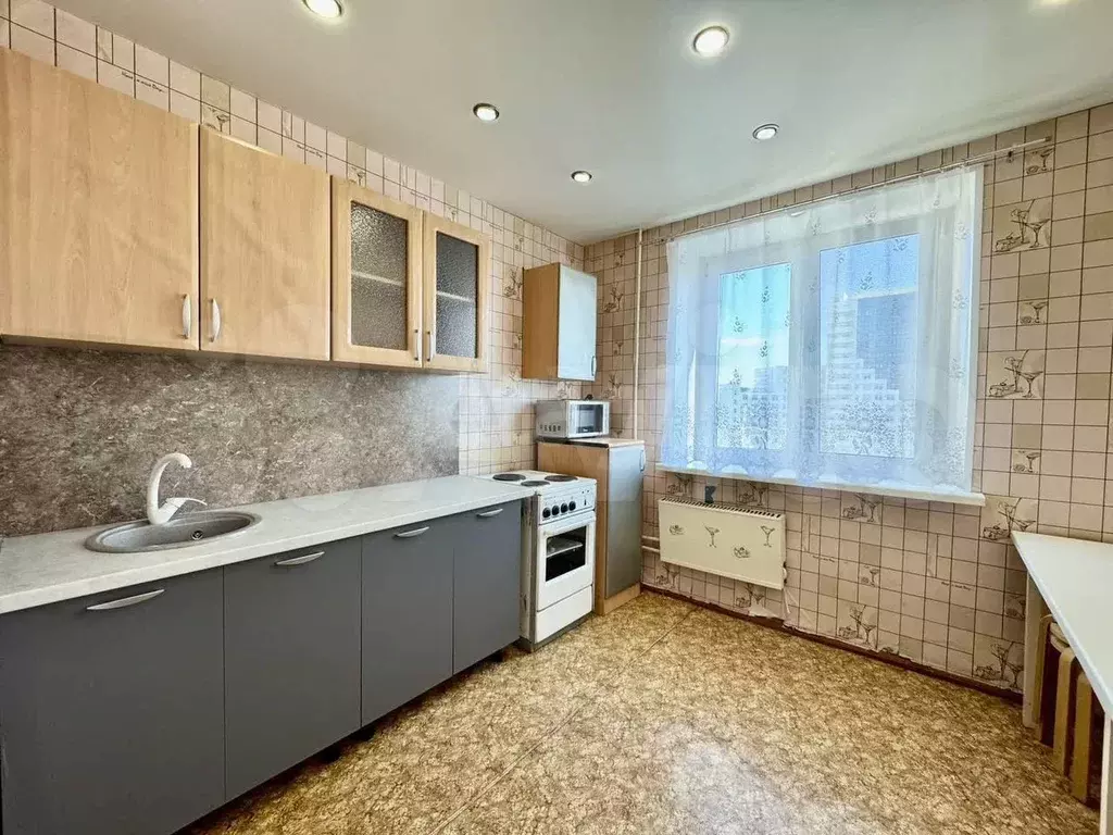 2-к. квартира, 55 м, 9/9 эт. - Фото 0