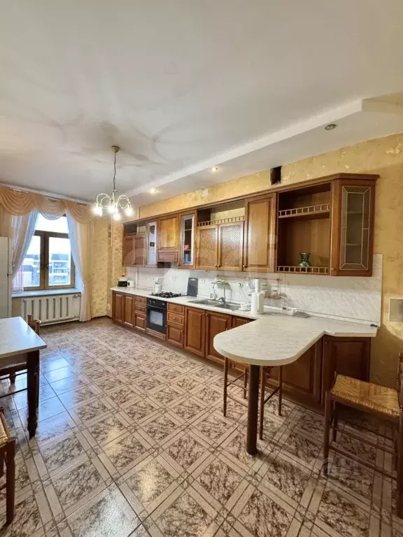 4-к кв. Татарстан, Казань ул. Калинина, 10 (158.0 м) - Фото 1