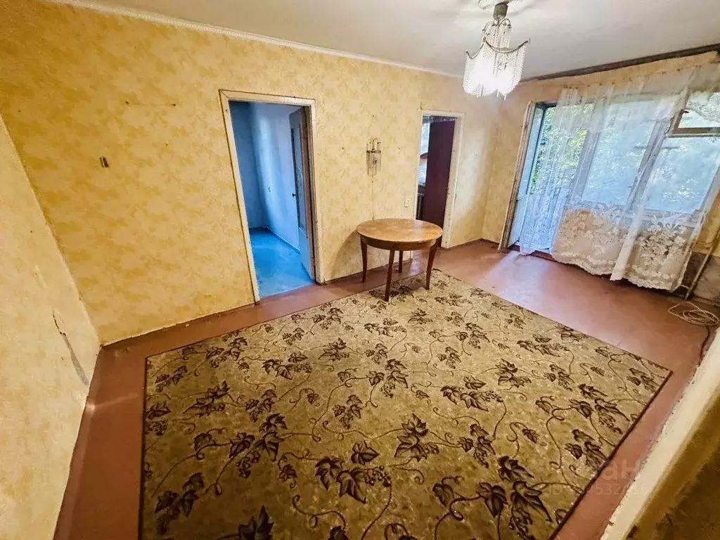 4-к кв. Ленинградская область, Луга просп. Кирова, 10 (60.1 м) - Фото 2
