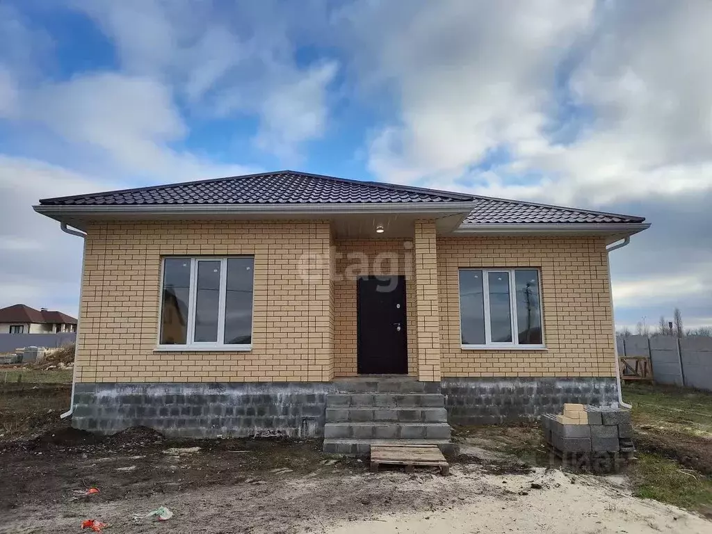 Дом в Белгородская область, Белгородский район, Разумное рп ул. ... - Фото 1