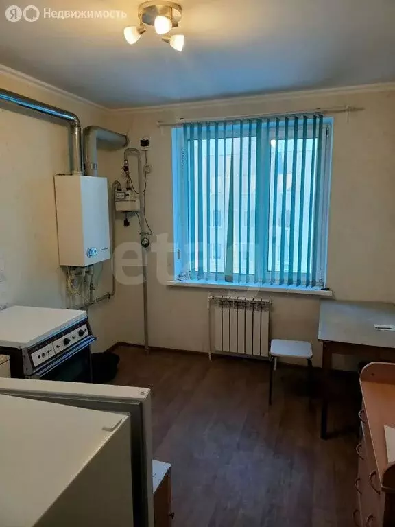 1-комнатная квартира: посёлок городского типа Стройкерамика, улица ... - Фото 2