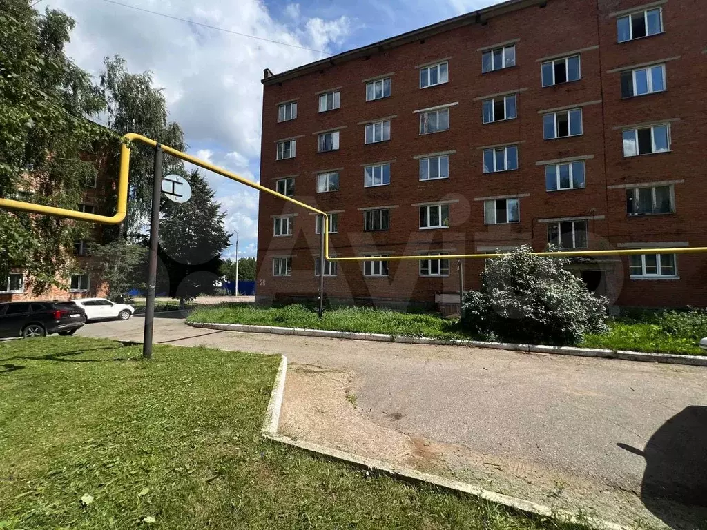 Комната 12,8 м в 1-к., 2/5 эт. - Фото 0