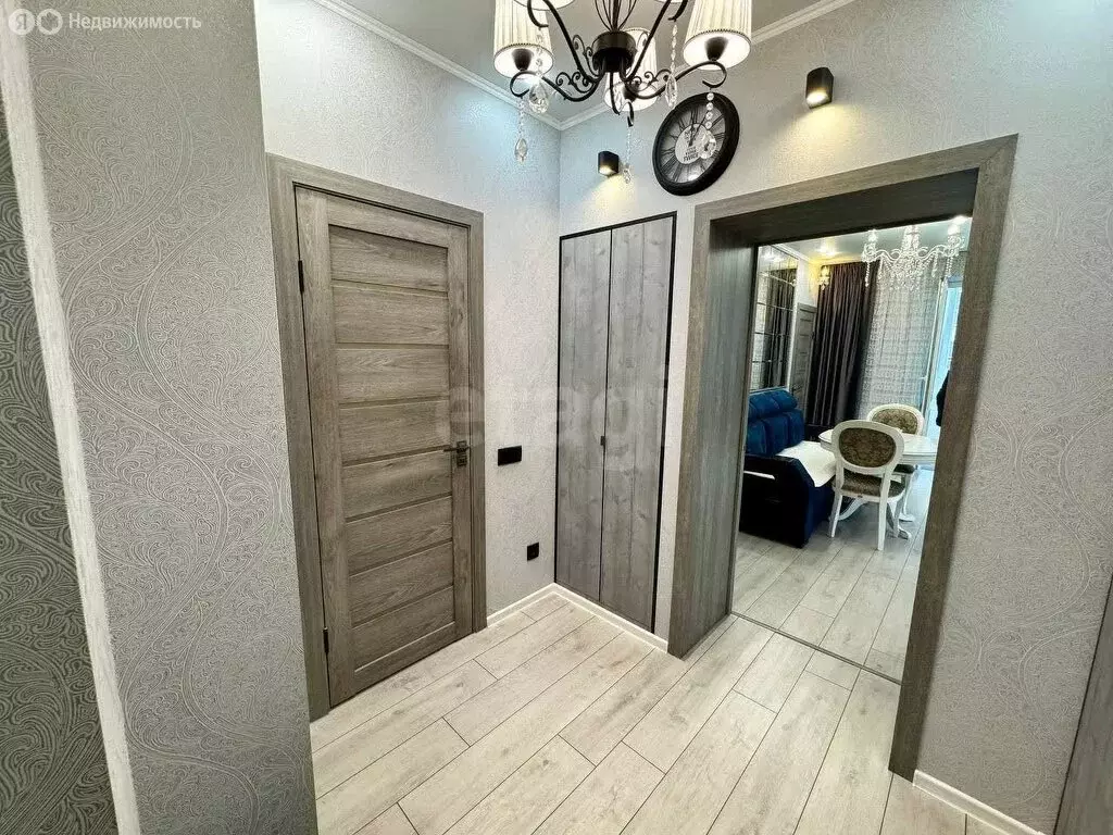 1-комнатная квартира: Калининград, улица Старшины Дадаева, 71 (43.3 м) - Фото 1