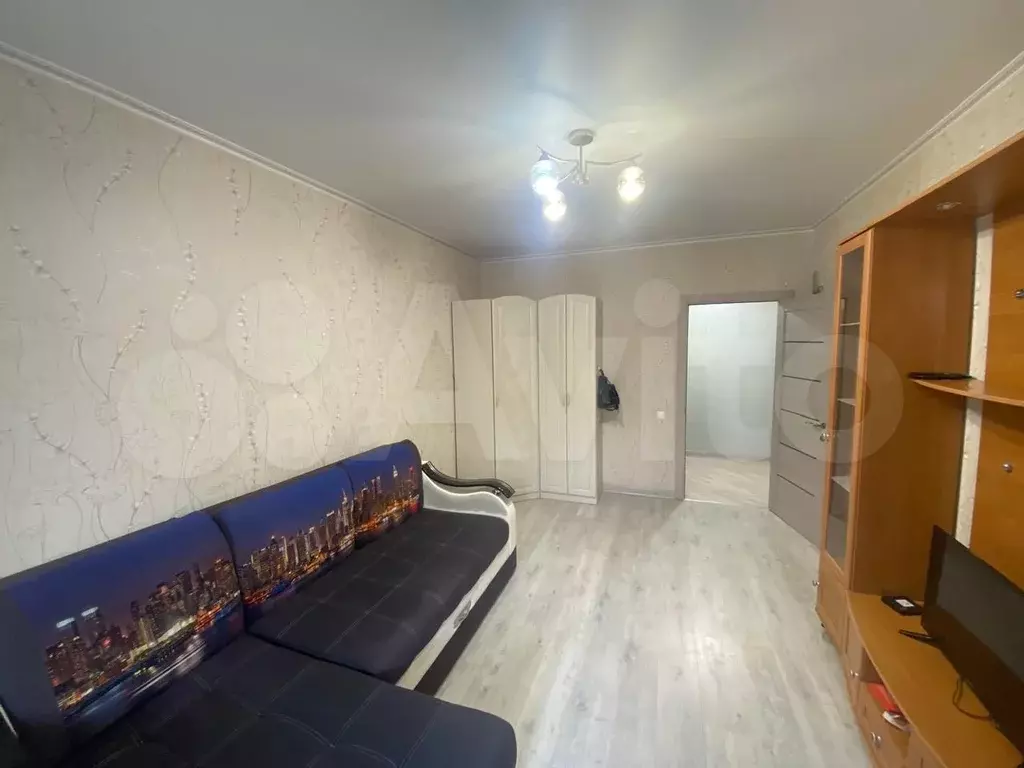 2-к. квартира, 55 м, 7/15 эт. - Фото 0