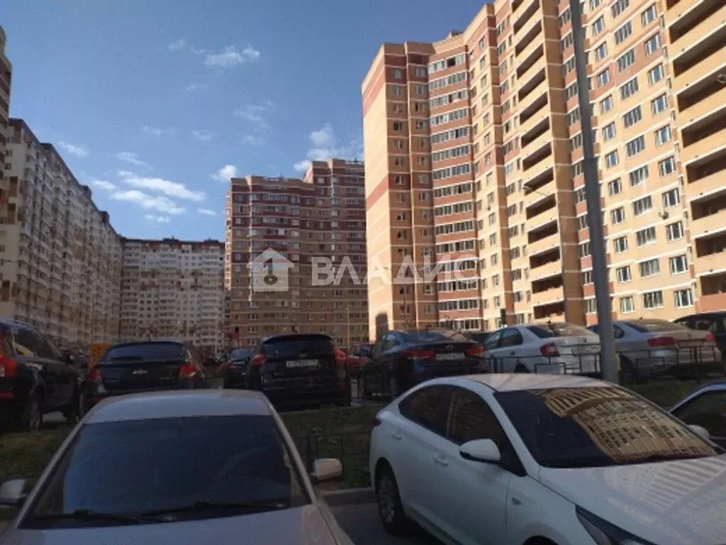 Продается 2-комнатная квартира - Фото 2