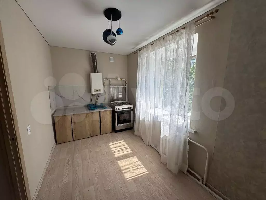 1-к. квартира, 43 м, 3/3 эт. - Фото 0