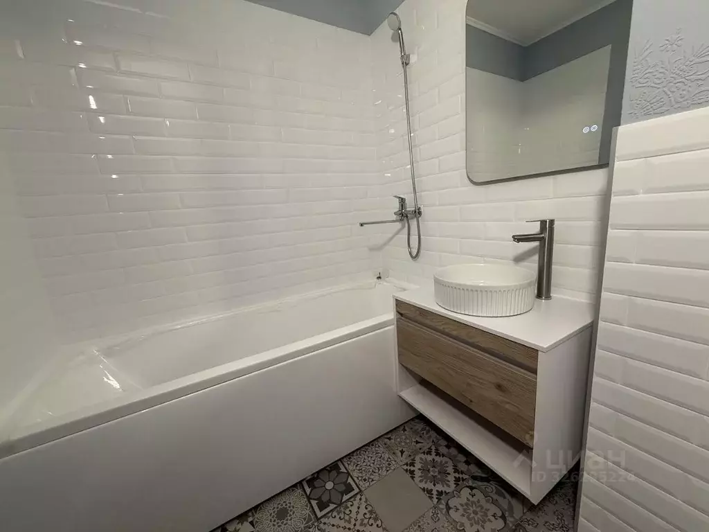 3-к кв. Санкт-Петербург пос. Парголово, ул. Федора Абрамова, 19к1 ... - Фото 1