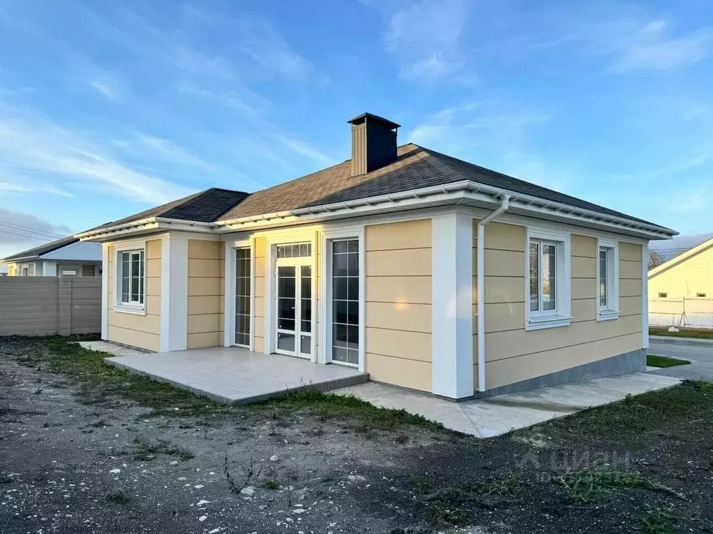 Дом в Крым, Симферопольский район, Трудовское с/пос, Династия кп  (90 ... - Фото 1