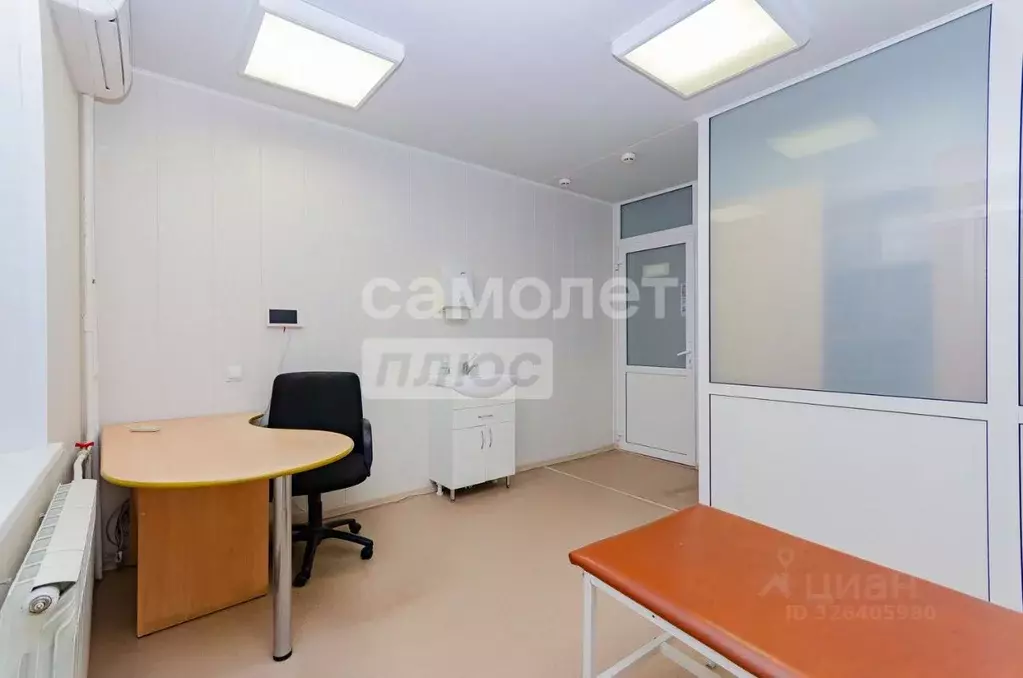 Офис в Челябинская область, Челябинск Свердловский просп., 8А (18 м) - Фото 1