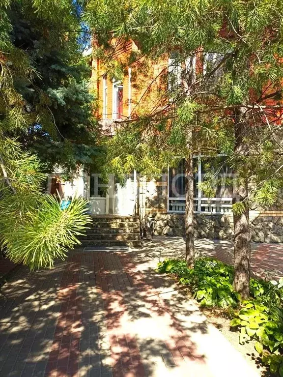 Дом в Ростовская область, Ростов-на-Дону просп. Стачки (305 м) - Фото 1