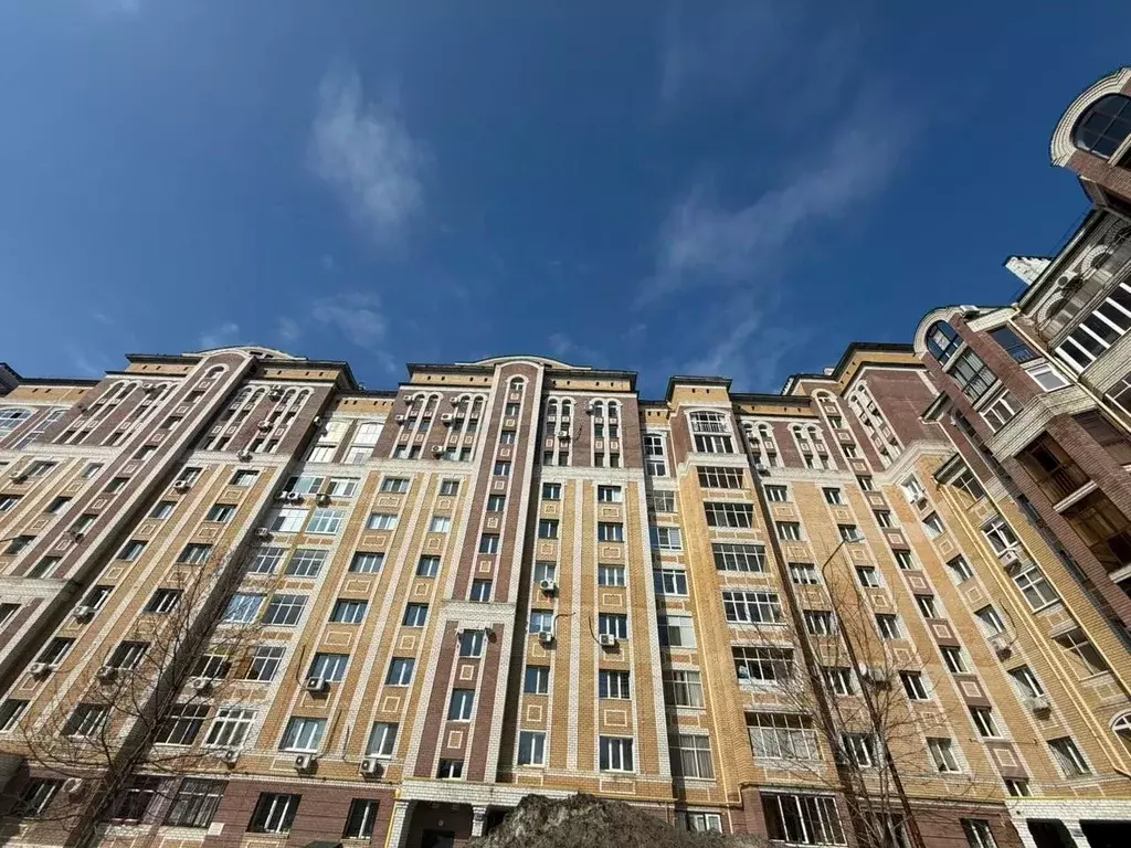 1-к кв. Татарстан, Казань ул. Гарифа Ахунова, 10 (50.0 м) - Фото 1