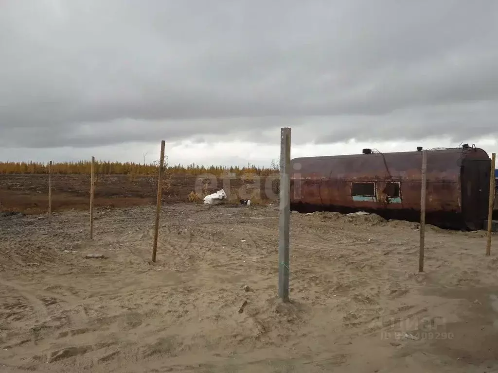 Участок в Ямало-Ненецкий АО, Новый Уренгой ул. 2-я Запрудная, 21 (6.01 ... - Фото 1