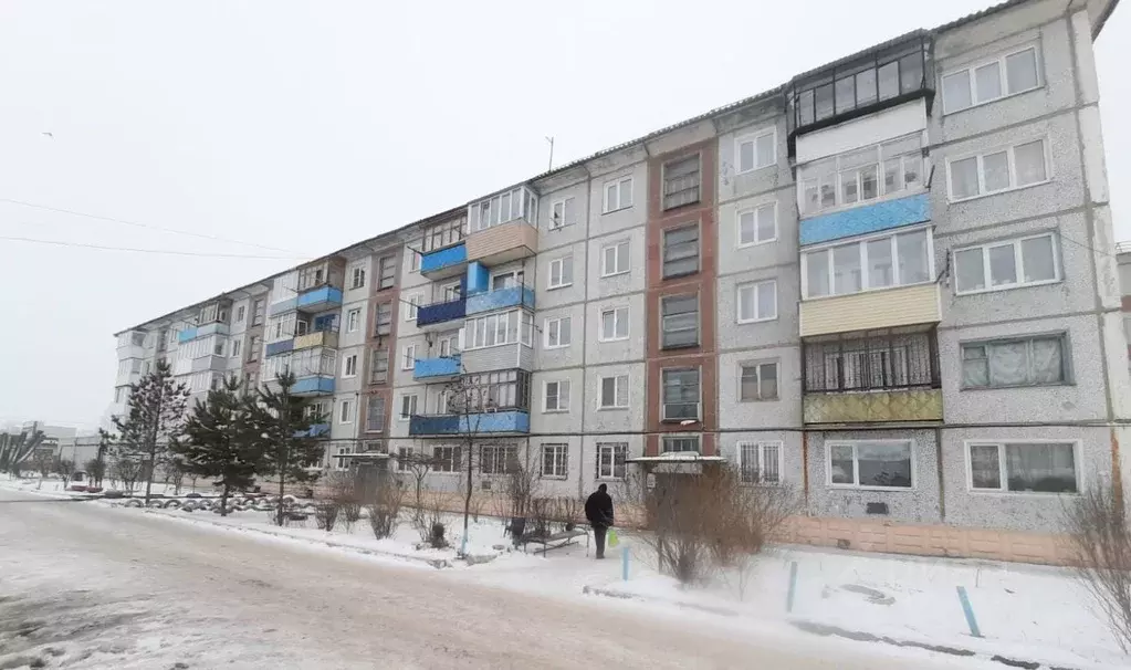 4-к кв. Омская область, Калачинск ул. Петра Ильичева, 12 (58.3 м) - Фото 2