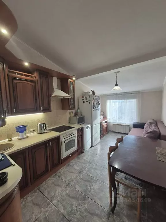 1-к кв. Омская область, Омск Транссибирская ул., 6 (51.0 м) - Фото 2