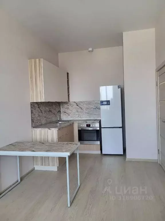 1-к кв. Удмуртия, Ижевск Молодежная ул., 107В (42.0 м) - Фото 1