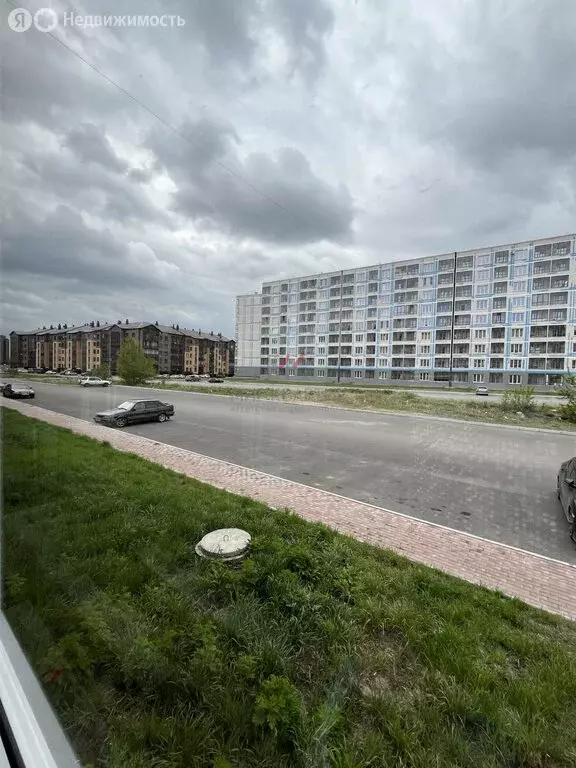 1-комнатная квартира: Абакан, улица Генерала Тихонова, 6 (42 м) - Фото 1