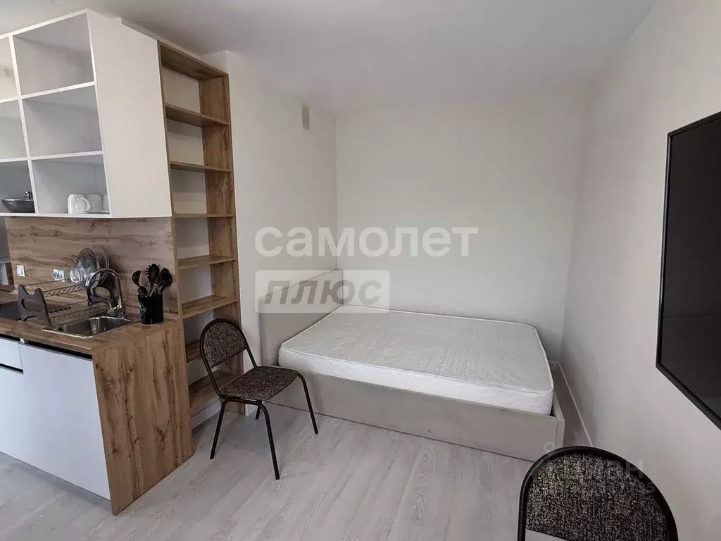 Студия Тюменская область, Тюмень ул. Мельникайте, 83 (22.3 м) - Фото 1
