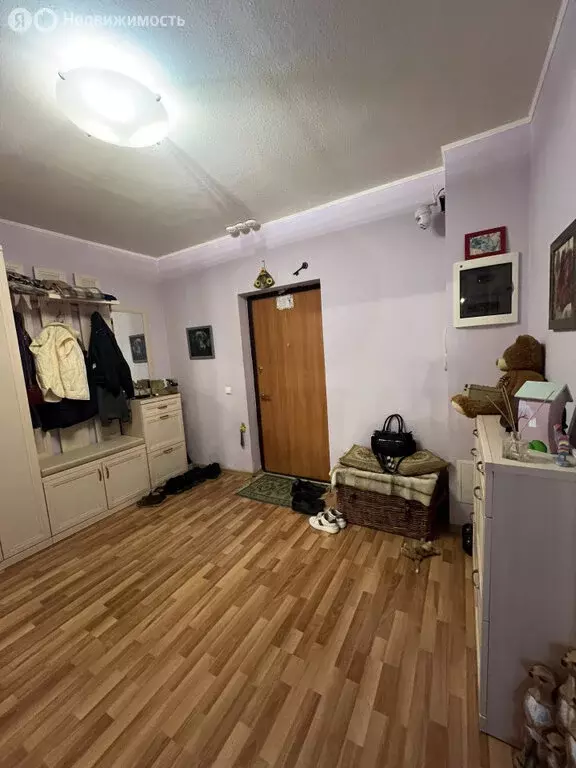 3-комнатная квартира: Екатеринбург, улица Николая Островского, 5 (89 ... - Фото 2