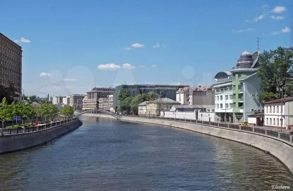 Своб. планировка, 44 м, 1/5 эт. - Фото 1