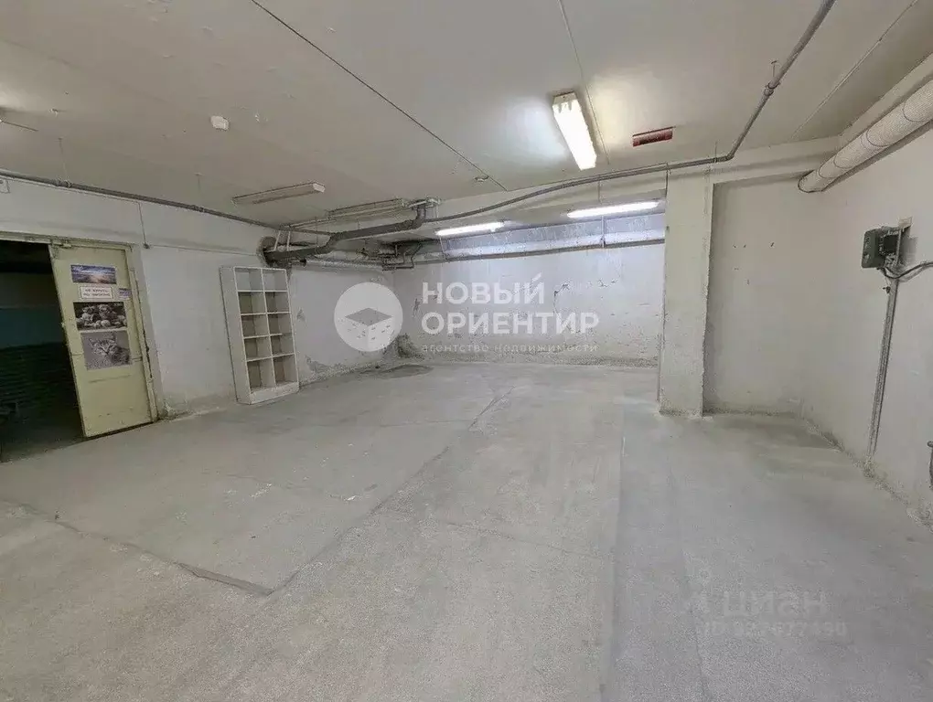 Помещение свободного назначения в Свердловская область, Екатеринбург ... - Фото 1