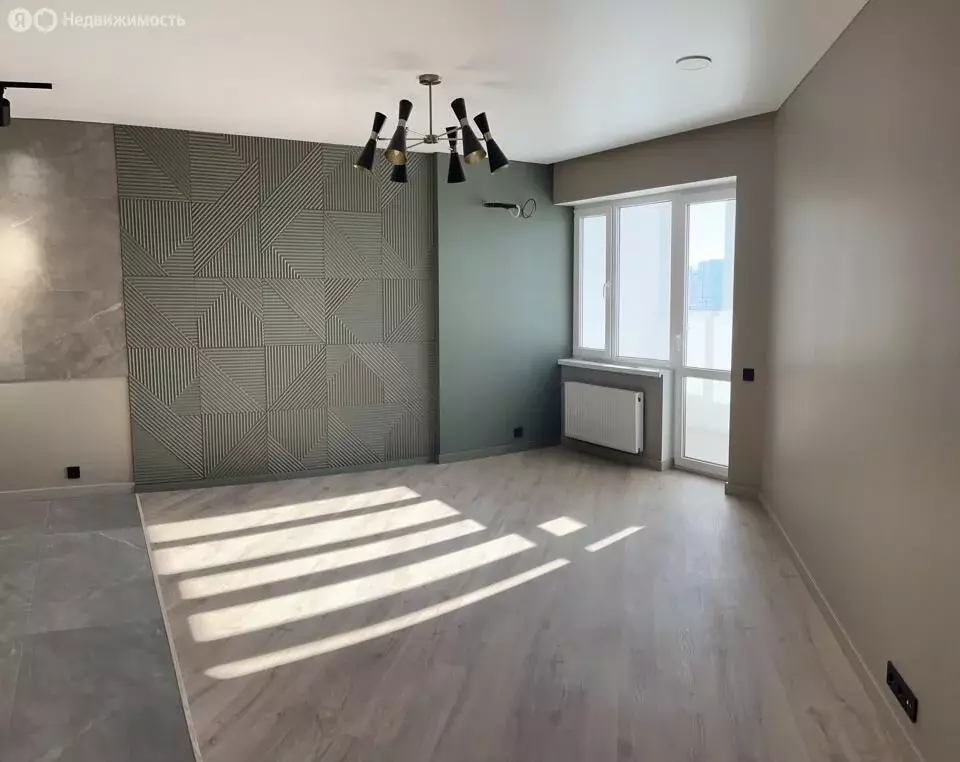 2-комнатная квартира: Краснодар, Конгрессная улица, 17 (61 м) - Фото 0