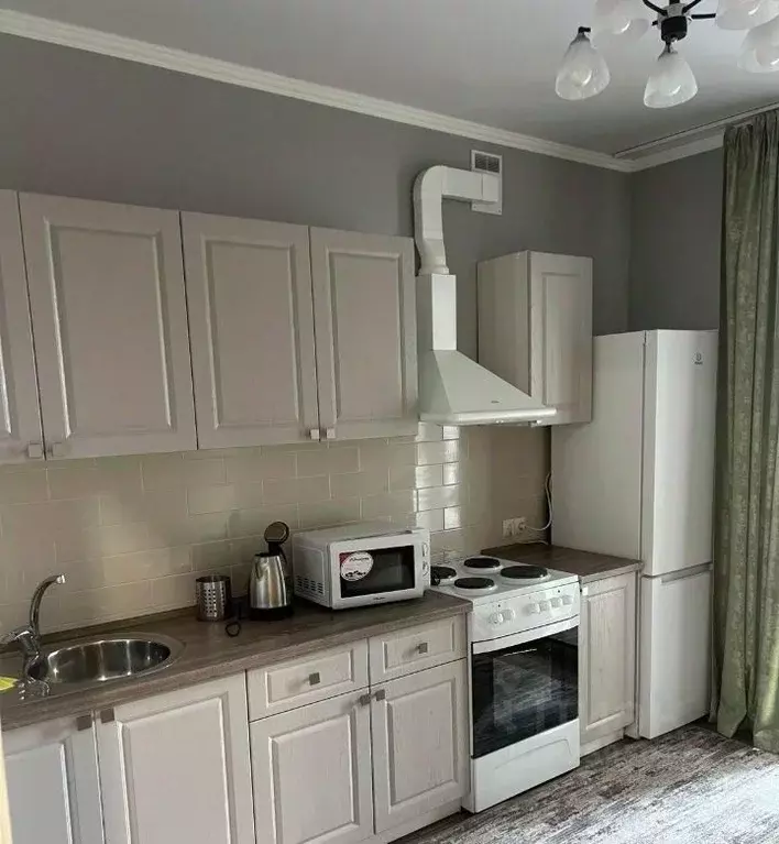 1-к кв. Омская область, Омск ул. Красный Путь, 105Б (40.0 м) - Фото 1