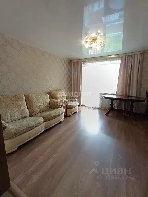 3-к кв. Иркутская область, Иркутск ул. Шмидта, 20 (63.0 м) - Фото 0