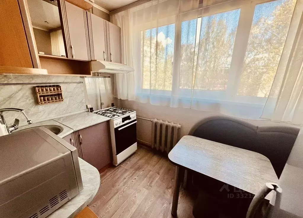 3-к кв. Ленинградская область, Кингисепп ул. Химиков, 4 (60.0 м) - Фото 1