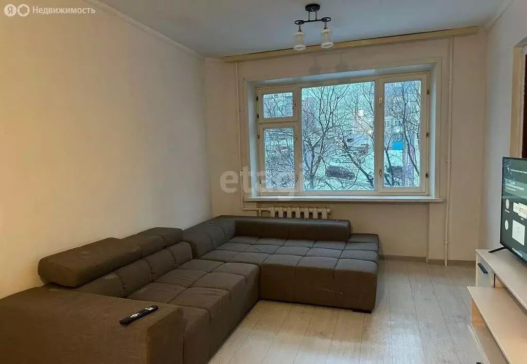 2-комнатная квартира: Петропавловск-Камчатский, улица Чубарова, 8 (47 ... - Фото 1