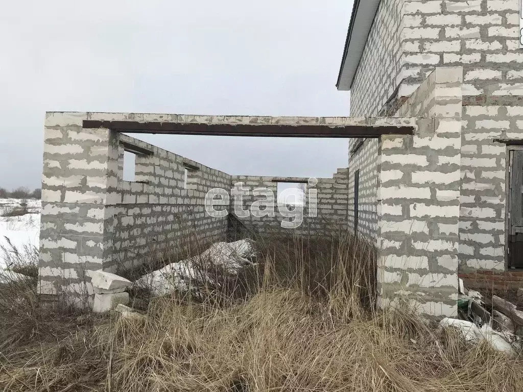 Дом в Саратовская область, Балашовский район, Хоперское муниципальное ... - Фото 0