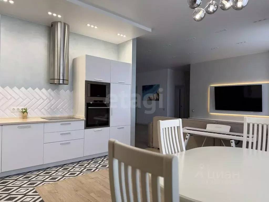 4-к кв. Кемеровская область, Кемерово ул. Дружбы, 30/7 (112.3 м) - Фото 1