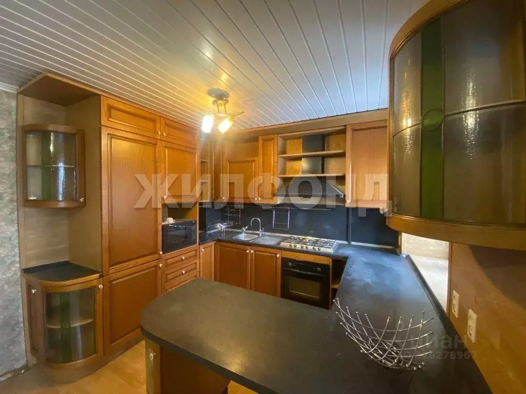 6-к кв. Брянская область, Брянск Московский мкр, 44 (190.8 м) - Фото 0