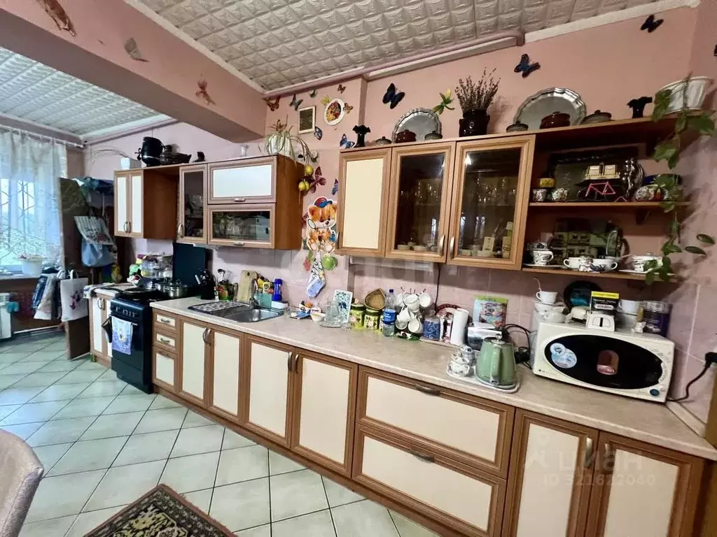 Дом в Белгородская область, Губкин Весенняя ул., 8 (289 м) - Фото 1