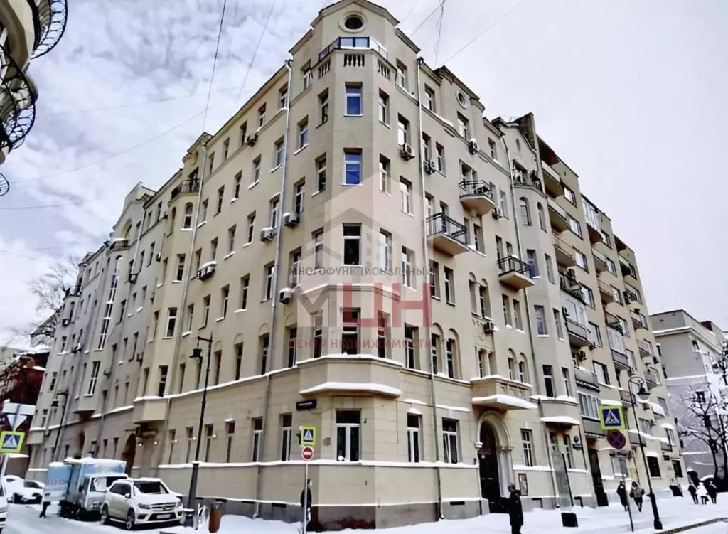 3-к кв. Москва Малая Бронная ул., 42/14 (55.7 м) - Фото 1