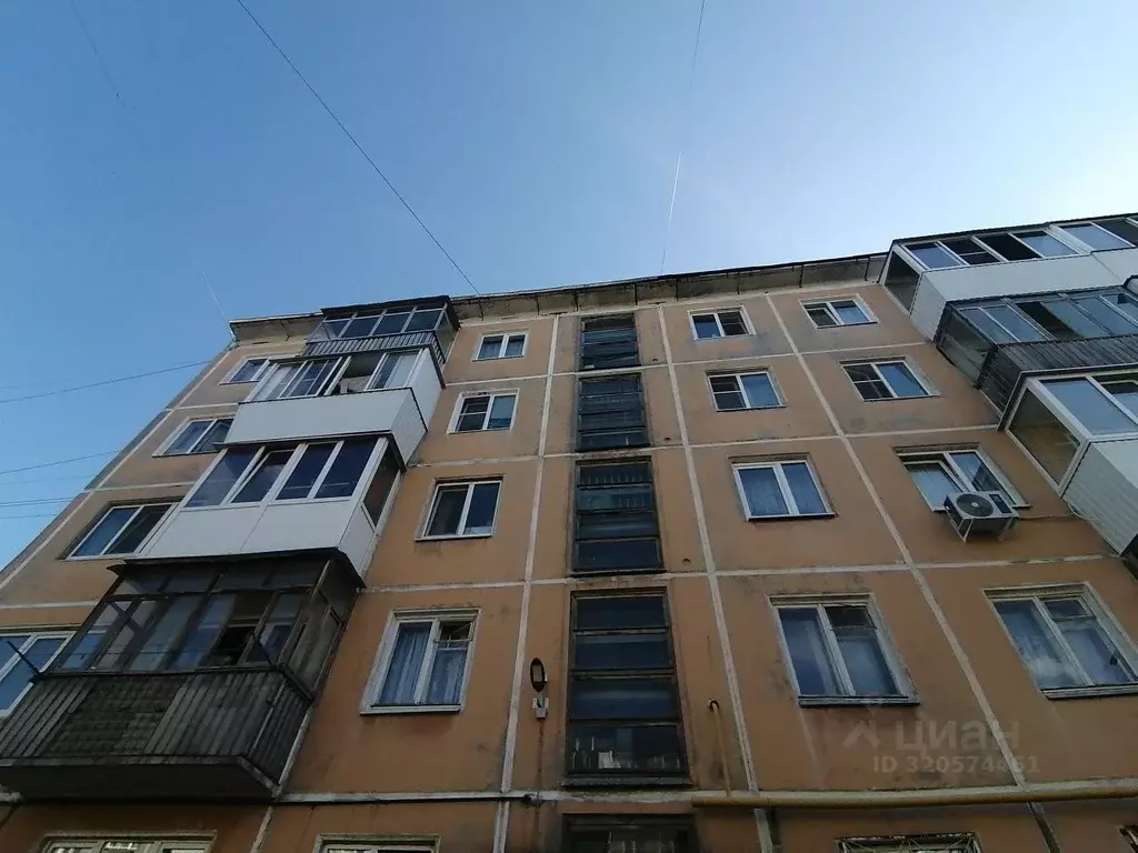 4-к кв. Свердловская область, Каменск-Уральский ул. Шестакова, 36 ... - Фото 1